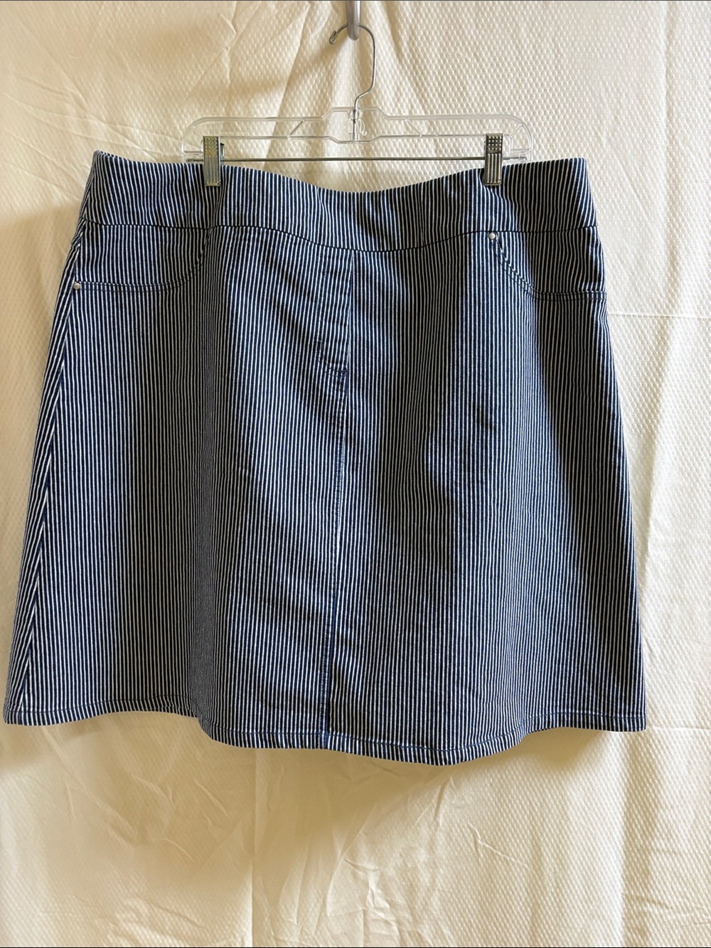 Ruby Rd. Denim Blue White Classic Hickory Pinstripe Skirt 20W NWOT’s